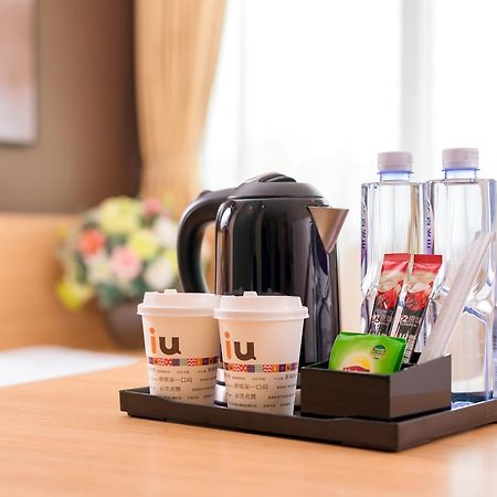 Iu Hotel Shenyang Railway Station Sk Transfer Center מראה חיצוני תמונה